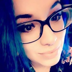 Meet your Posher, Andie